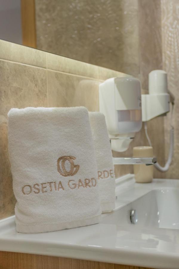 Hotel Osetia Garden Momcilgrad Exterior foto